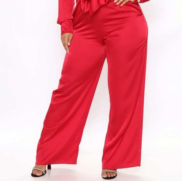 Brand New Fashion Nova Satin Red Jumpsuit 1x - Picture 3 of 9